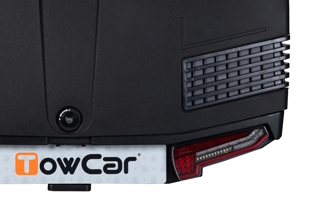 Towbox V3 Black LED Edition - coffre à bagages monté sur attelage