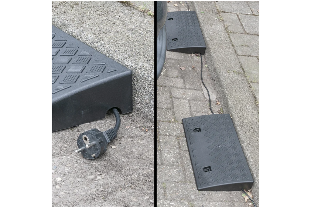 Set van twee ProPlus 361570 oprijplaten, rubberen oprijplaten 7 cm, 3000 kg