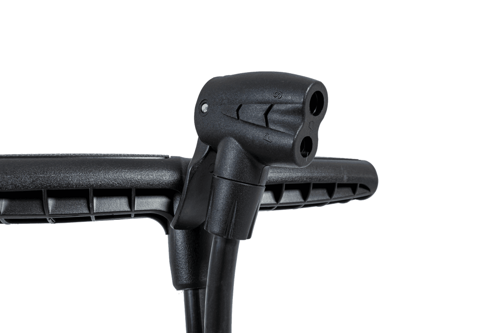 Pompe à vélo universelle avec manomètre FISCHER 85580