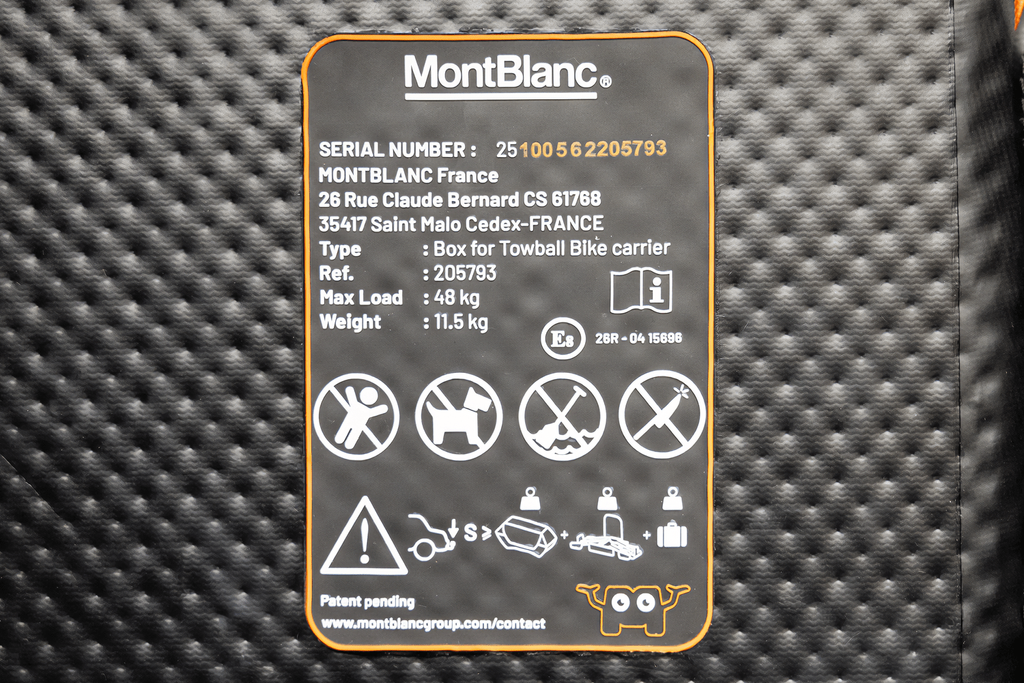 Bagagebox voor Mont Blanc Senja fietsendragers die op de trekhaak worden gemonteerd