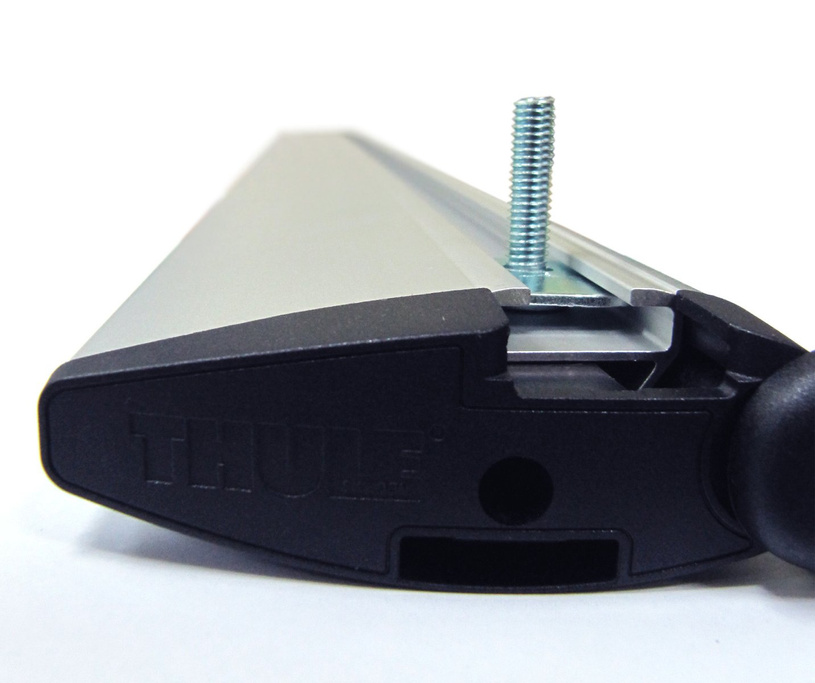 Inserts universels pour poutres en aluminium de 24 mm